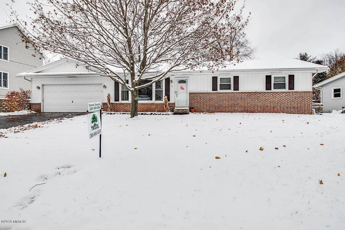 113 Indian Rd photo 1