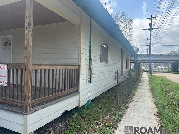 3rd image of 3070 Hiawatha St