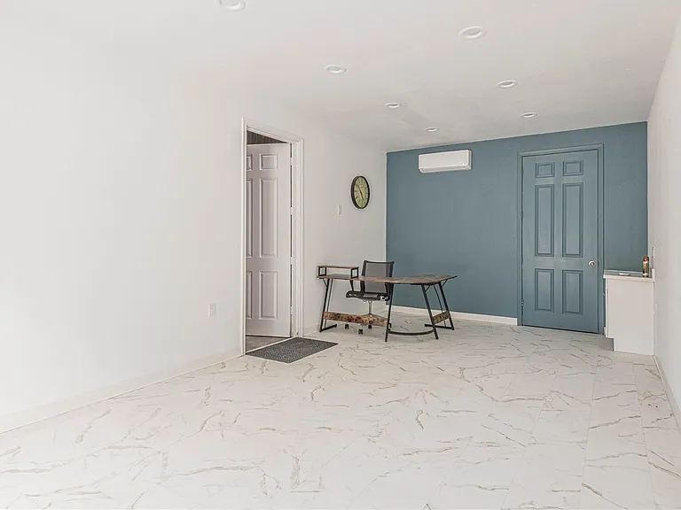 22316 E Martin Dr — Photo 16