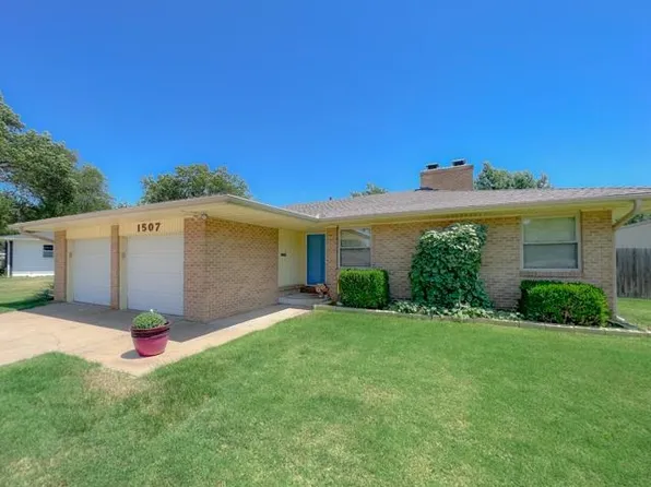 1507 Holbrook St, Ponca City, OK 74604