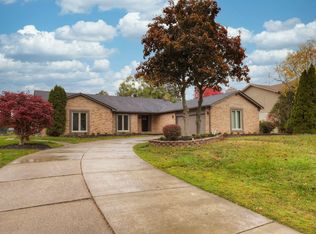 4538 Strandwyck Rd, West Bloomfield, MI 48322