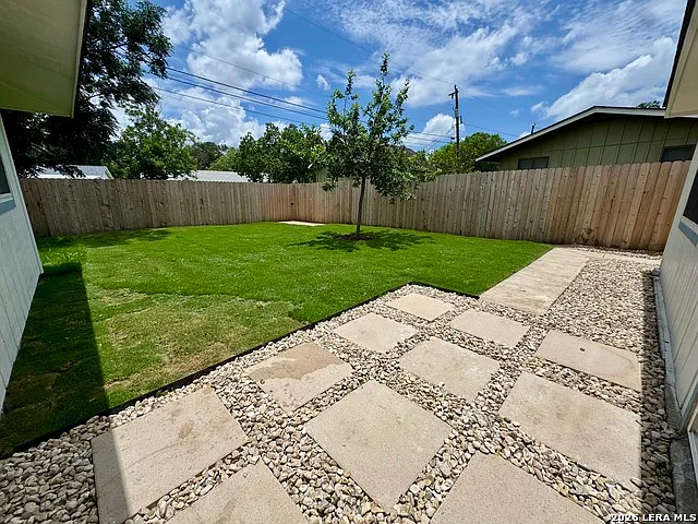 4110 Hunters Gln — Photo 23