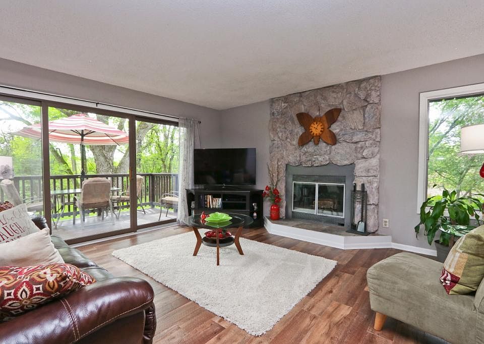 1st image of 16336 7th Street Ln S