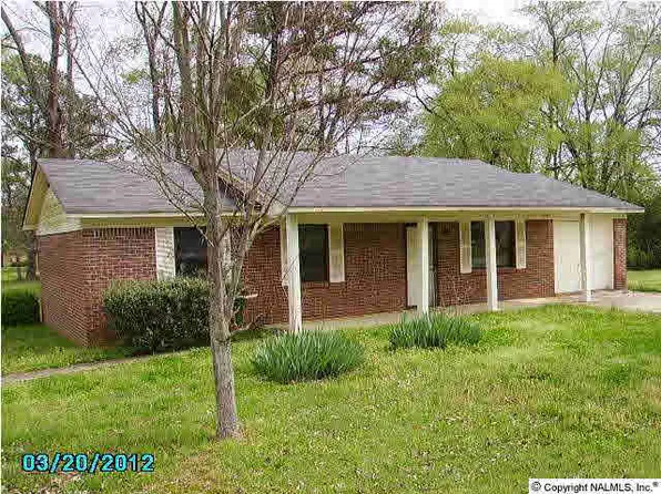 1023 Pruit St, Athens, AL 35611