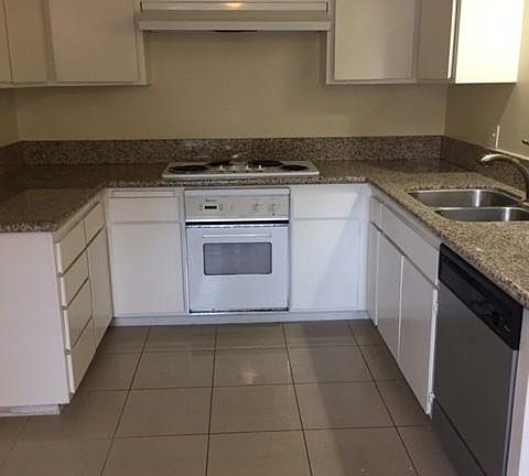 5th image of 703 N Stoneman Ave APT J