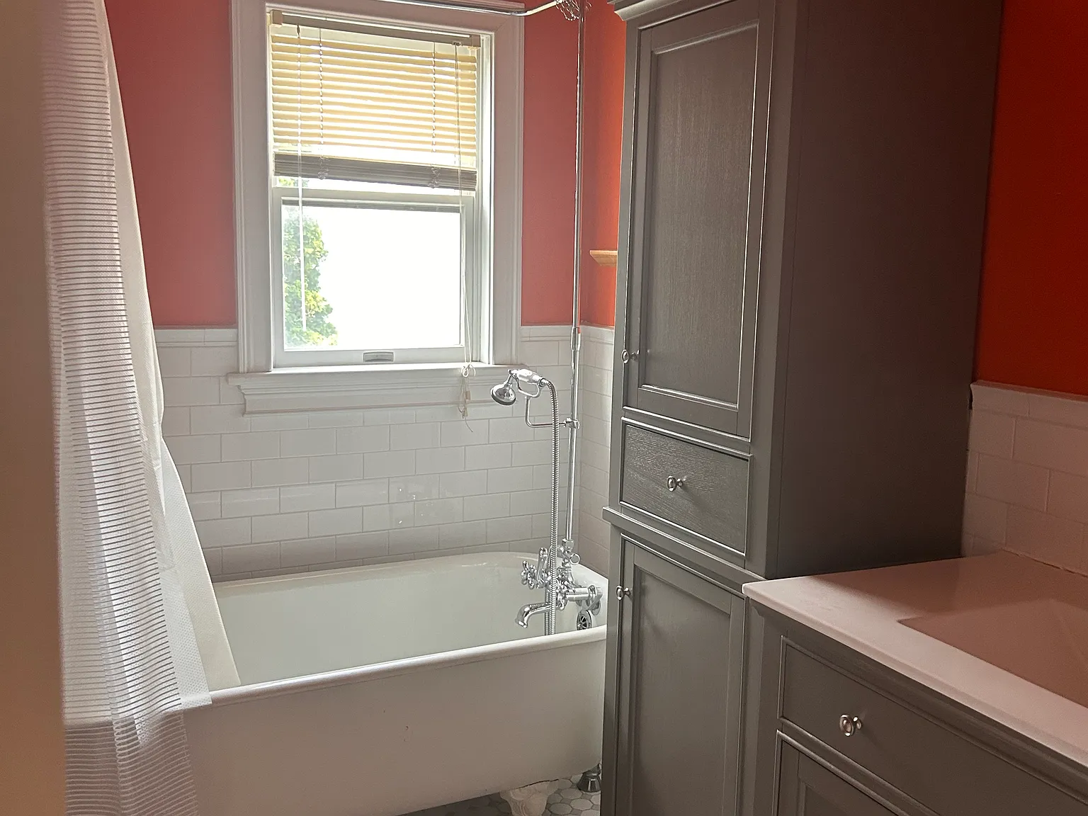 2 bed, 1200 sqft, $2,850 — Photo 1