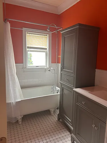 71 E Washington Ave #1 Photo 1