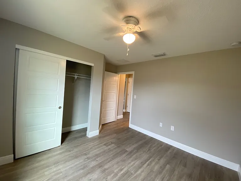 137 Juniper Loop Cir — Photo 22