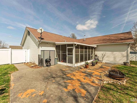 5th image of 1428 Chambers Dr
