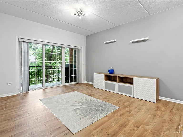 3501 Wellington Ct #203 — Photo 9