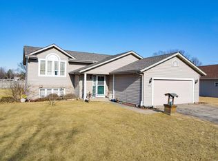 514 Lexington Blvd, Fort Atkinson, WI 53538
