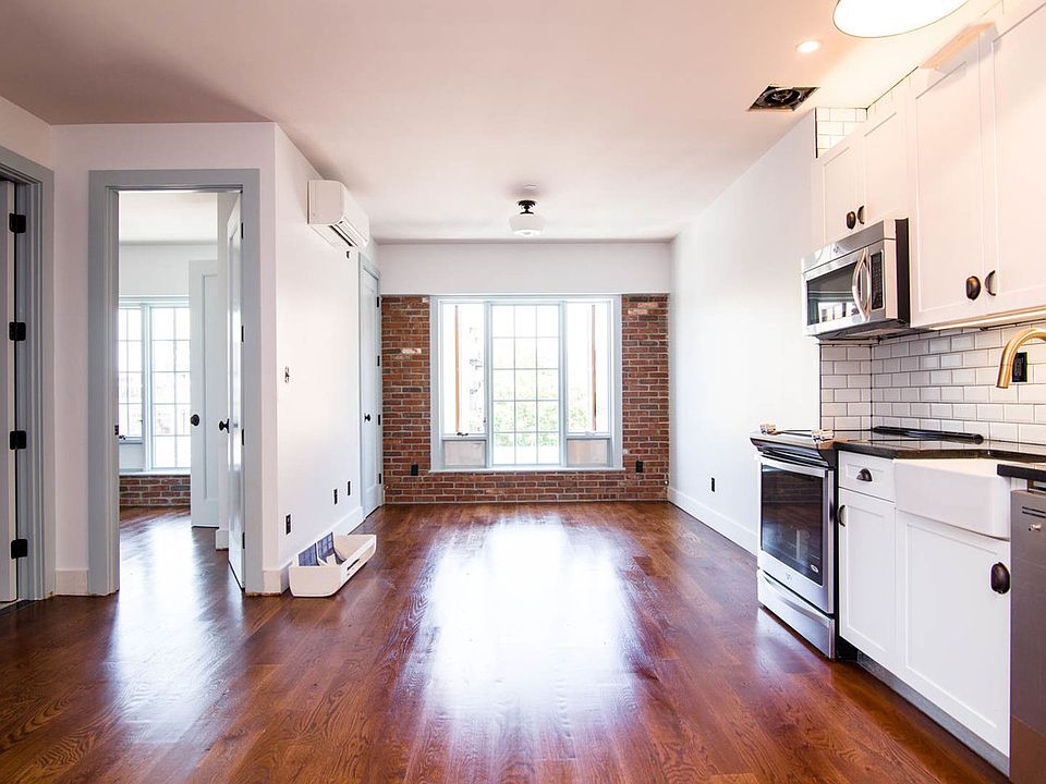 1st image of 43 Brooklyn Ave APT 3C