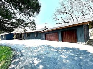 6017 E State Highway A, Strafford, MO 65757