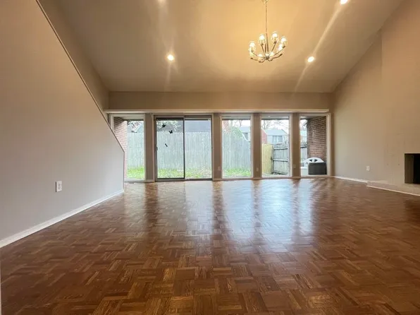 5763 Barfield Rd #5763, Memphis, TN 38120