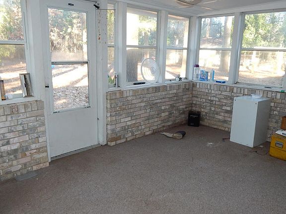 4th image of 409 N Forest Ave