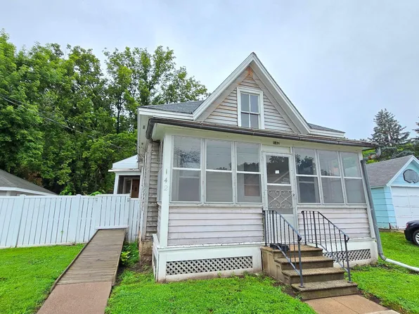 142 E 4th St, Red Wing, MN 55066