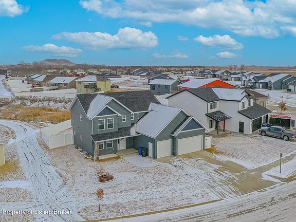 2nd image of 1830 Yellowstone Cir