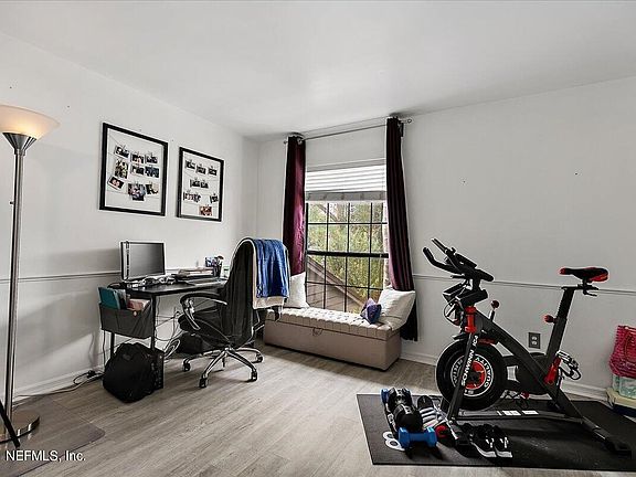 2nd image of 107 Cranes Lake Dr