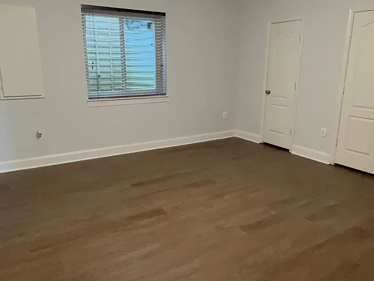 2618 Glenriver Way — Photo 15