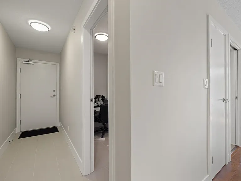 1088 Richards St #620 — Photo 17