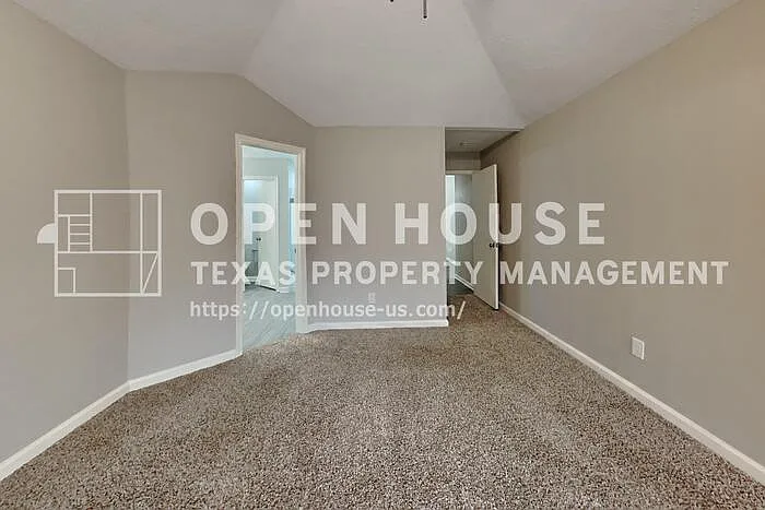 4935 Northfork Dr — Photo 9