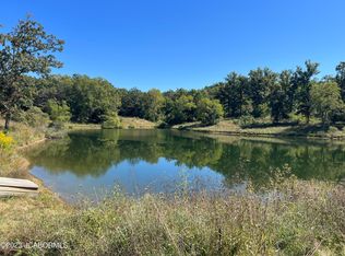 1 Deer Run Rd, Jefferson City, MO 65101