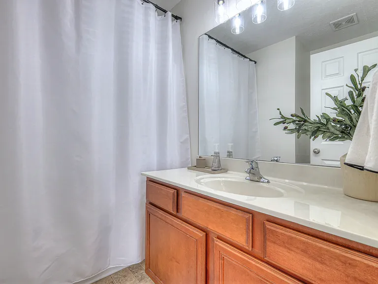 1846 Shaylin Loop — Photo 22