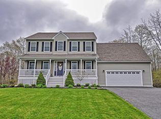 62 Buckingham Dr, Swansea, MA 02777