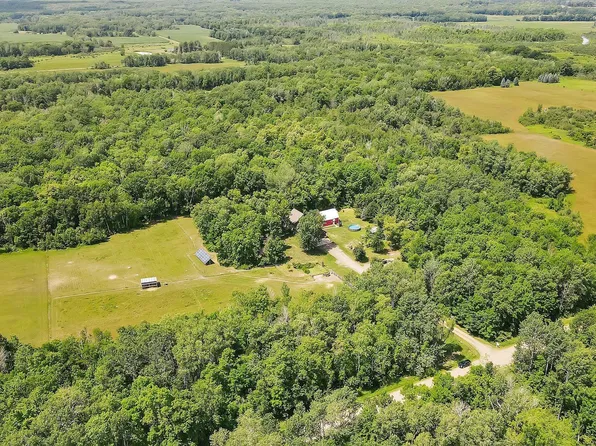 2463 Ivory St, Mora, MN 55051