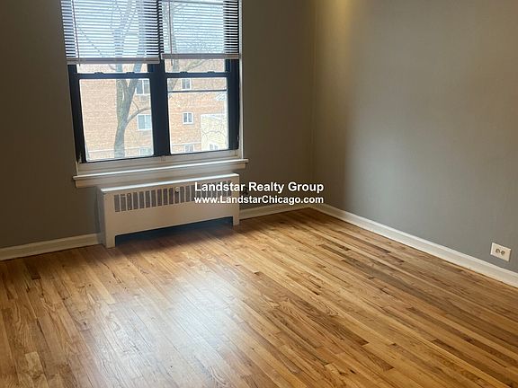 2nd image of 1360 W Touhy Ave APT 508