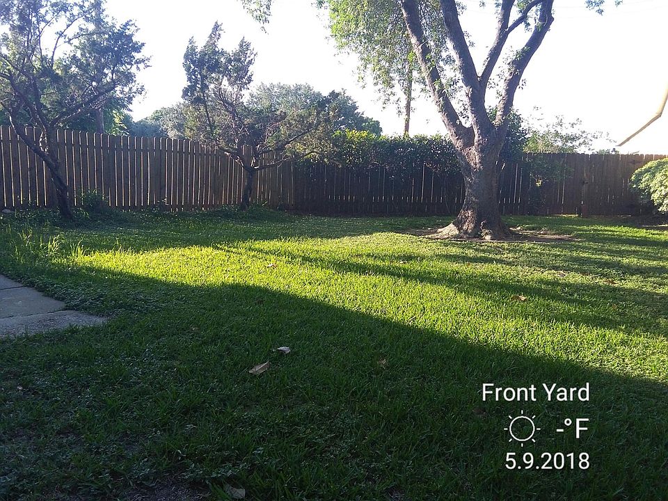 1st image of 16402 Quail Briar Dr