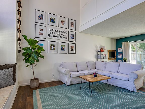 5th image of 7267 Unicorn Cir