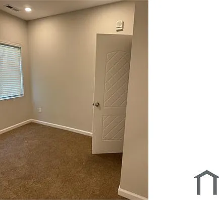 2622 University Pl NW #203 — Photo 9