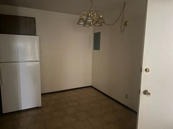 5th image of 818 S 6th St #4