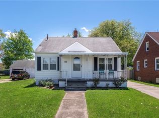 702 E 34th St, Lorain, OH 44055