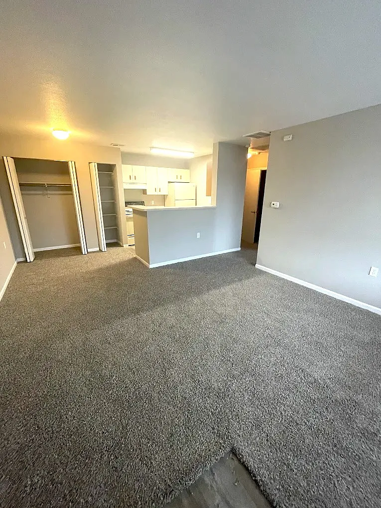 North Ridge Apartments — Photo 1