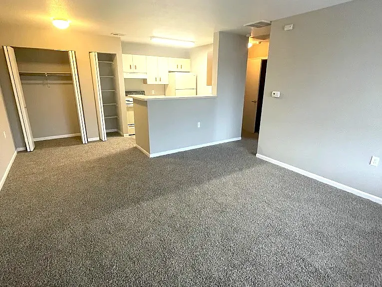 North Ridge Apartments — Photo 1
