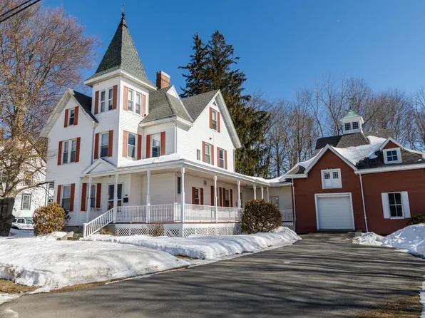 196 Chestnut St, Gardner, MA 01440