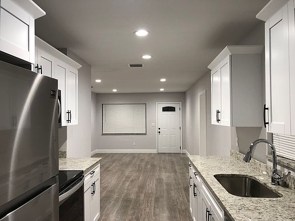 2nd image of 4217 E Palifox St