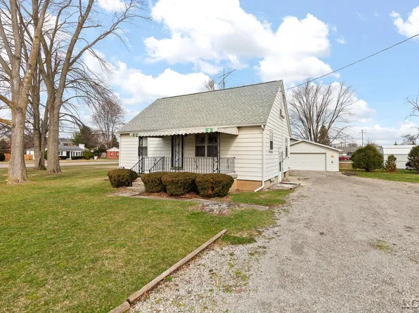 108 S Occidental Rd, Tecumseh, MI 49286