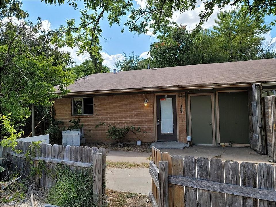 1st image of 2405 Ventura Dr #B