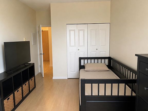 3rd image of 5885 Olive Ave #805