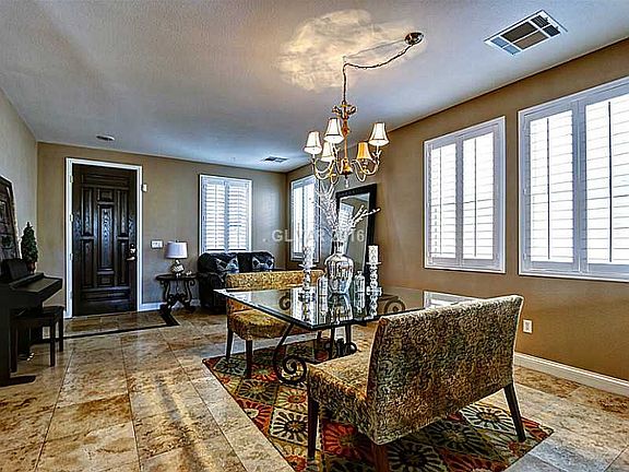 3rd image of 633 Apricot Rose Pl