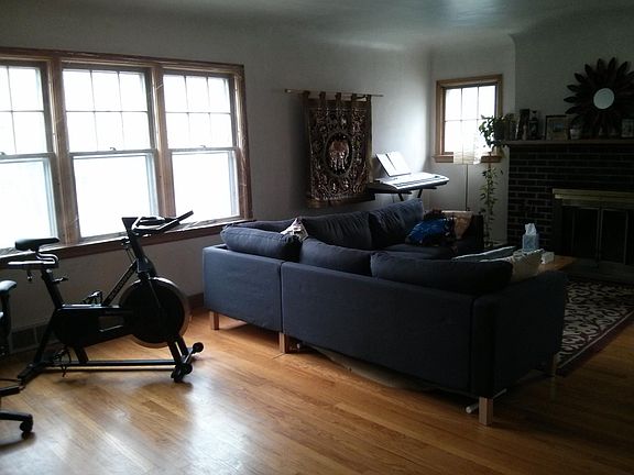 Living room looking to Center Ave