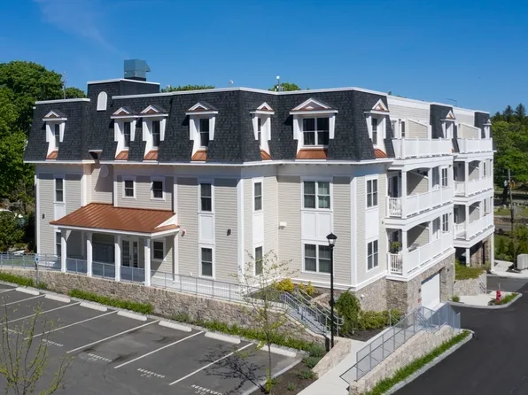 441 Essex St Unit 101, Swampscott, MA 01907