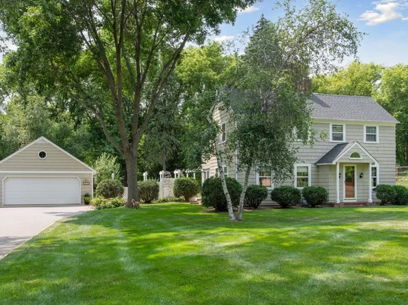1295 Briar St, Wayzata, MN 55391