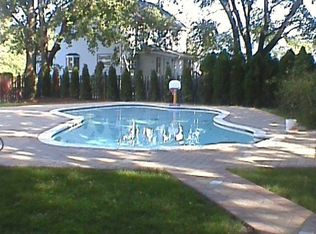 324 Valley Rd, Wayne, NJ 07470