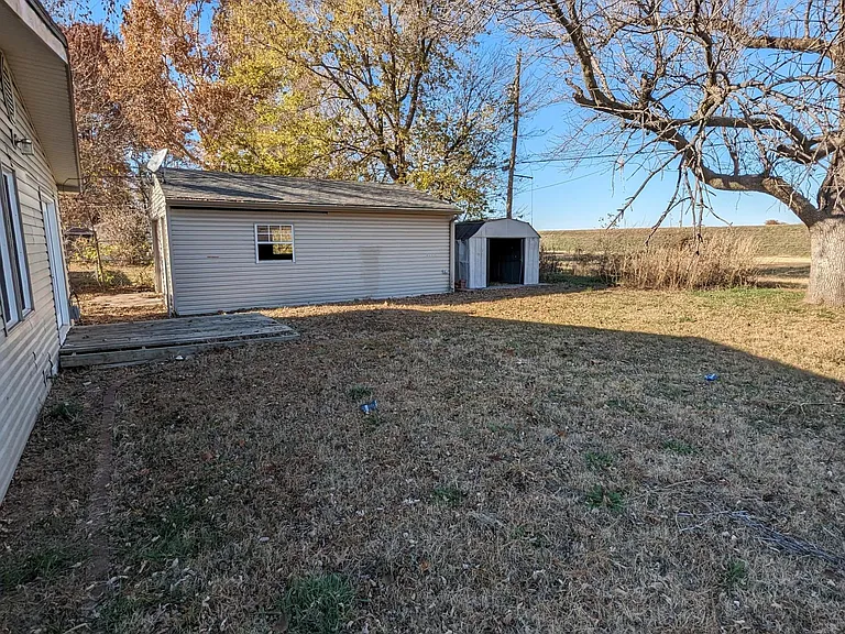 822 Alexander Dr — Photo 12