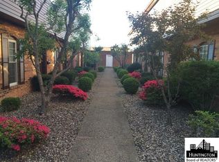 938 10th Ave, Huntington, WV 25701