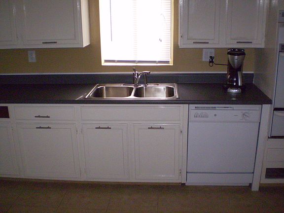 3rd image of 301 E 112th St